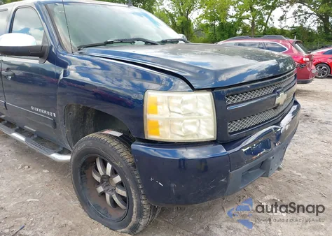 2008 Chevrolet Silverado 1500 Ls z USA, uszkodzony, nr VIN 2GCEC13C081157102